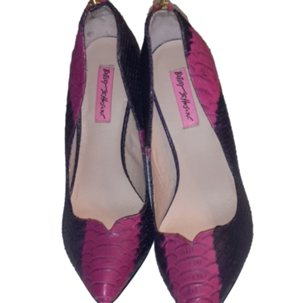 Betsey Johnson taylr heels